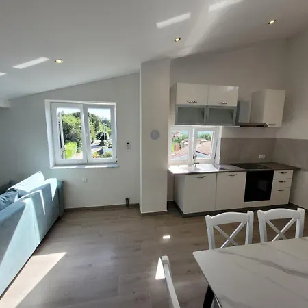Andy Apartment